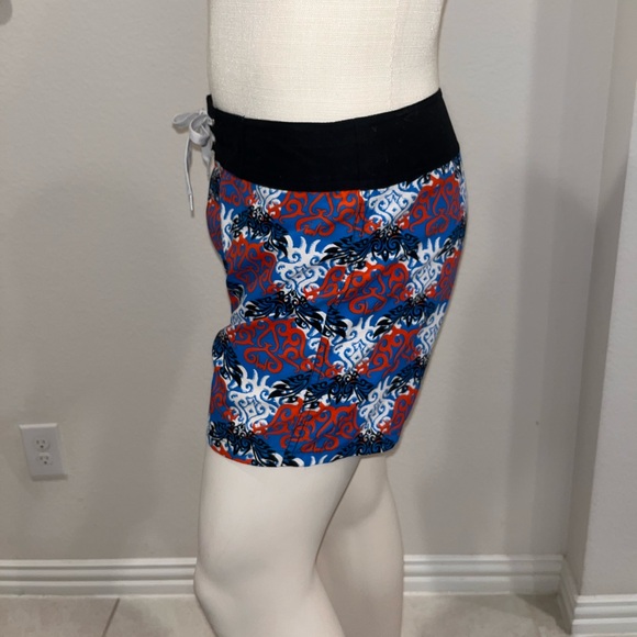 Board Shorts - Picture 8 of 11